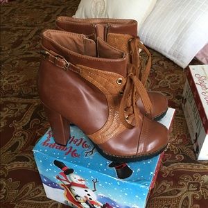 Women boots